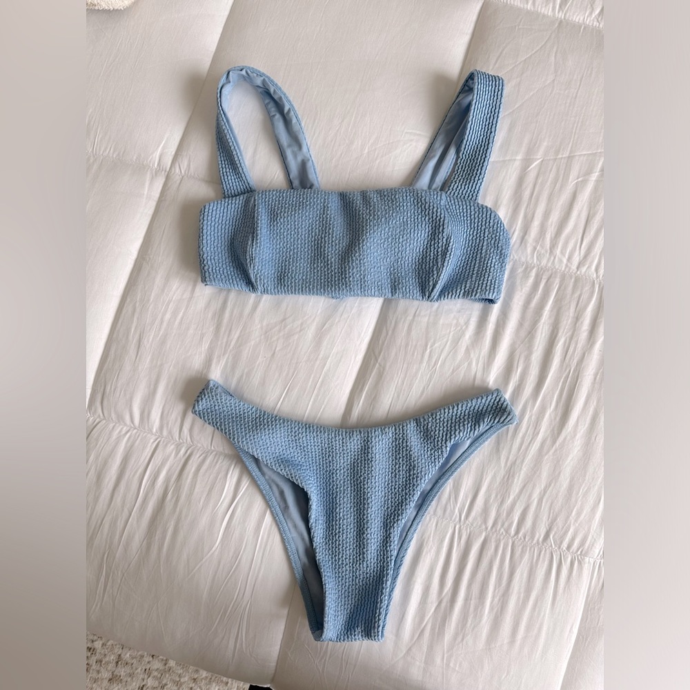 MONDAY SWIMWEAR BIKINI